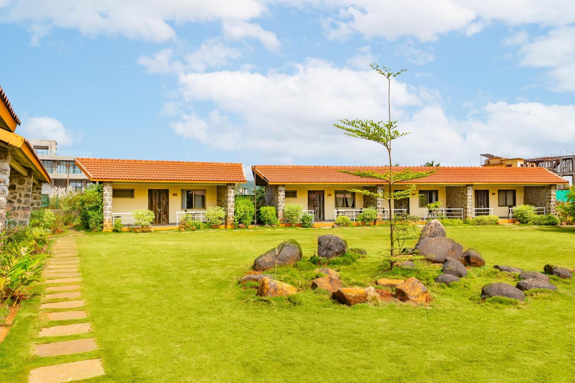 Casa Amora Lonavala Buitenkant foto