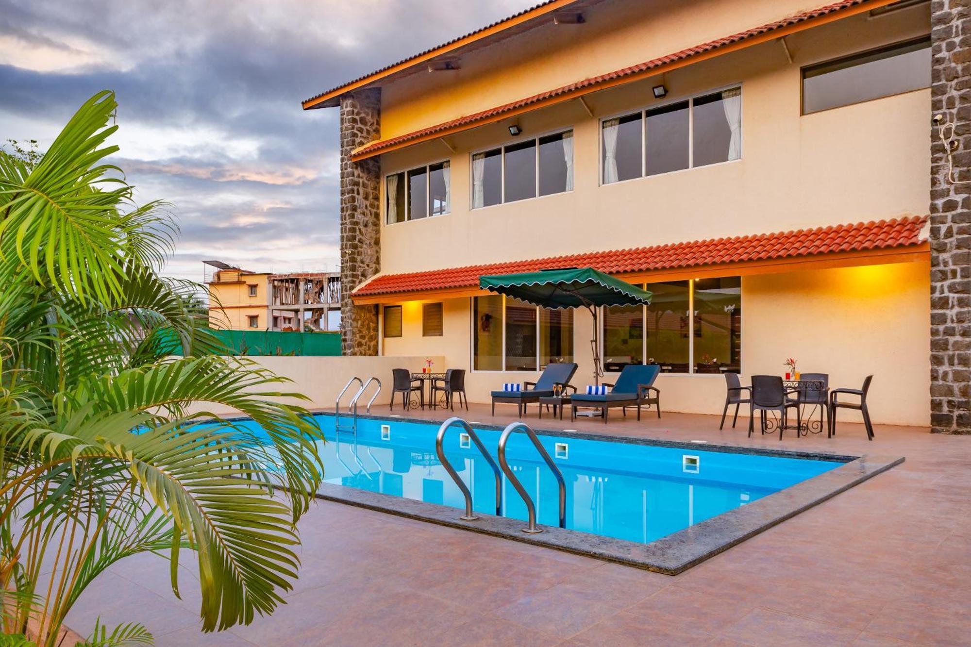 Casa Amora Lonavala Buitenkant foto